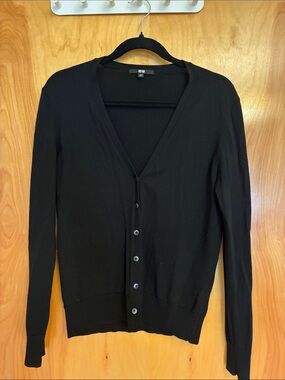 Uniqlo Women’s Black Merino Wool V-Neck Button-Up Cardigan